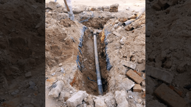 अमृत योजना पर सवाल: नई पाइपलाइन बनी परेशानी, शहर में जल संकट 1 sahar me jal sankat