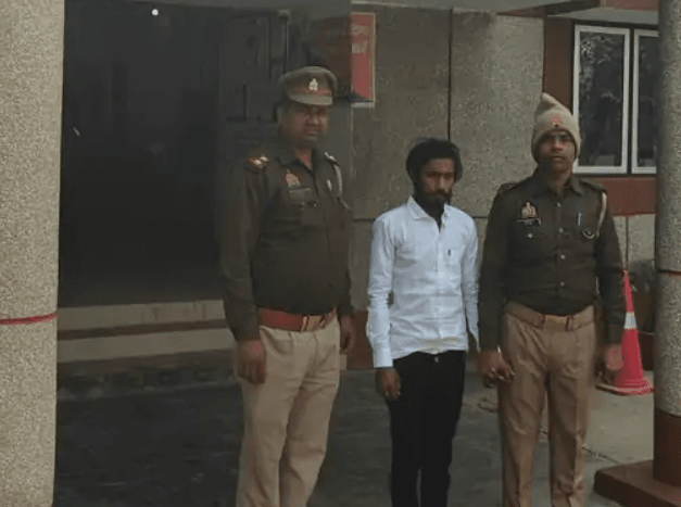 kanpur-maharajpur-me-10-hazar-ka-inami-arrest
