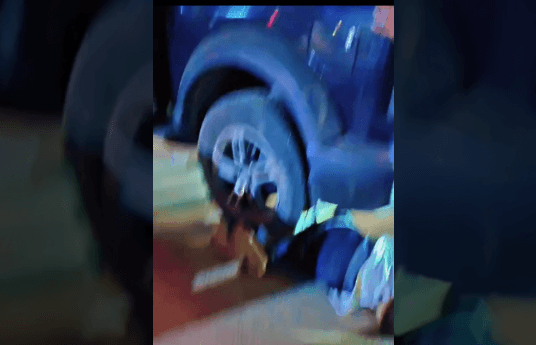 लखनऊ में नशे का कहर: कारोबारी को SUV से कुचला, दोनों पैर जख्मी 1 lucknow-drunk-suv-attack-businessman