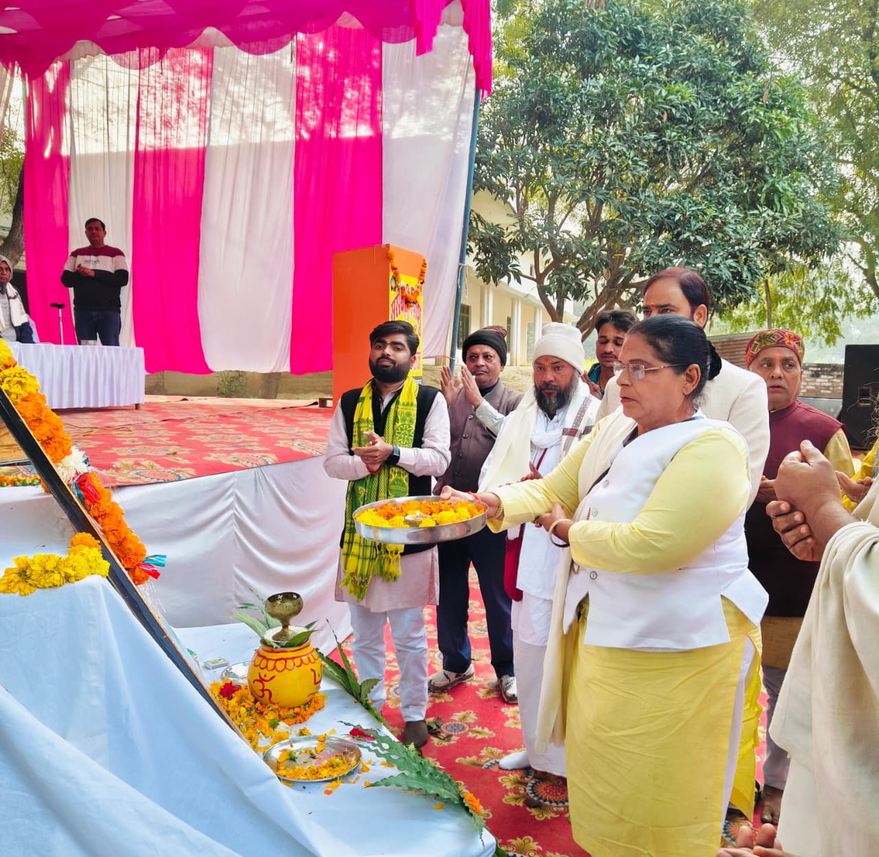 कोइरीपुर में विराट हिन्दू सम्मेलन का भव्य आयोजन, सनातन संस्कृति और हिन्दू एकता पर दिया गया जोर 1 koiripur hindu karykaram