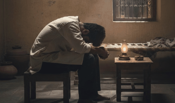 shahjahanpur-yuvak-sir-me-keel-thok-li