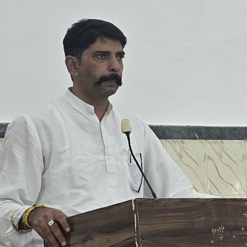 कांग्रेस का संगठन सृजन अभियान तेज:हापुड़ में 7 दिन रहेंगे AICC ऑब्जर्वर, ब्लॉक-विधानसभा स्तर पर करेंगे समीक्षा 1 2f22ff71 021a 412c 9e9c fed140529310 1786887040850 fPX2S4
